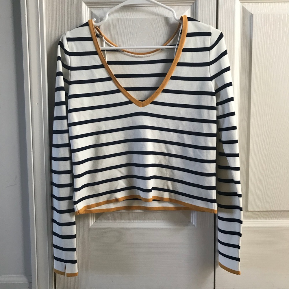 Zara women’s striped v-neck long sleeved tee